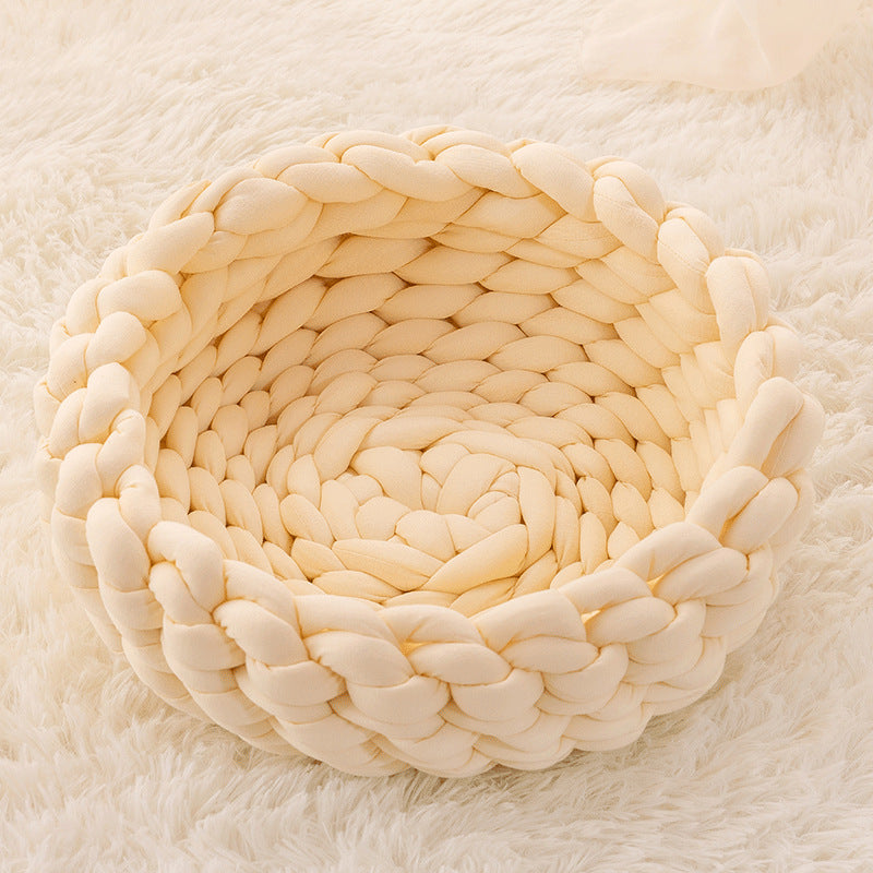 Comfortable Pet Sleeping Basket