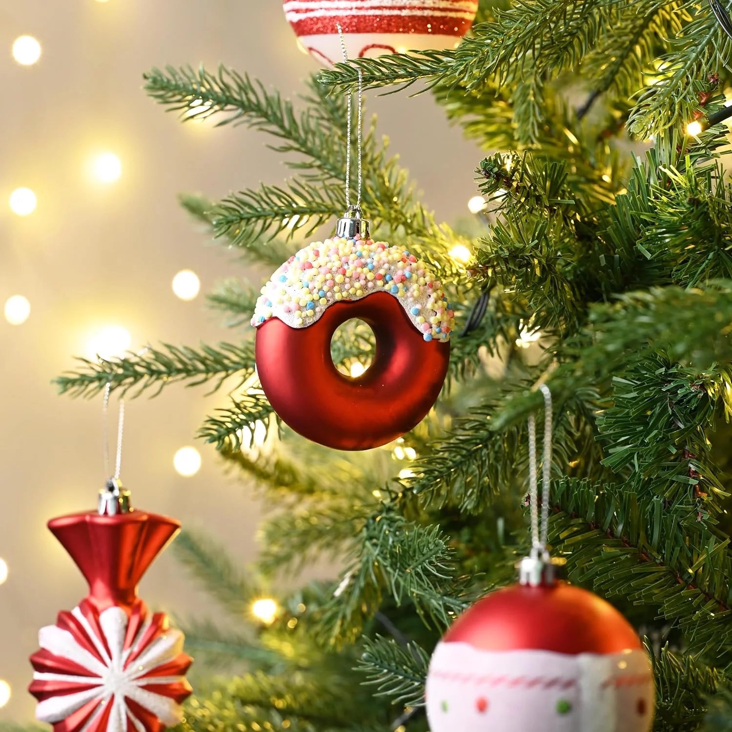 Red and White Christmas Tree Ornament Set