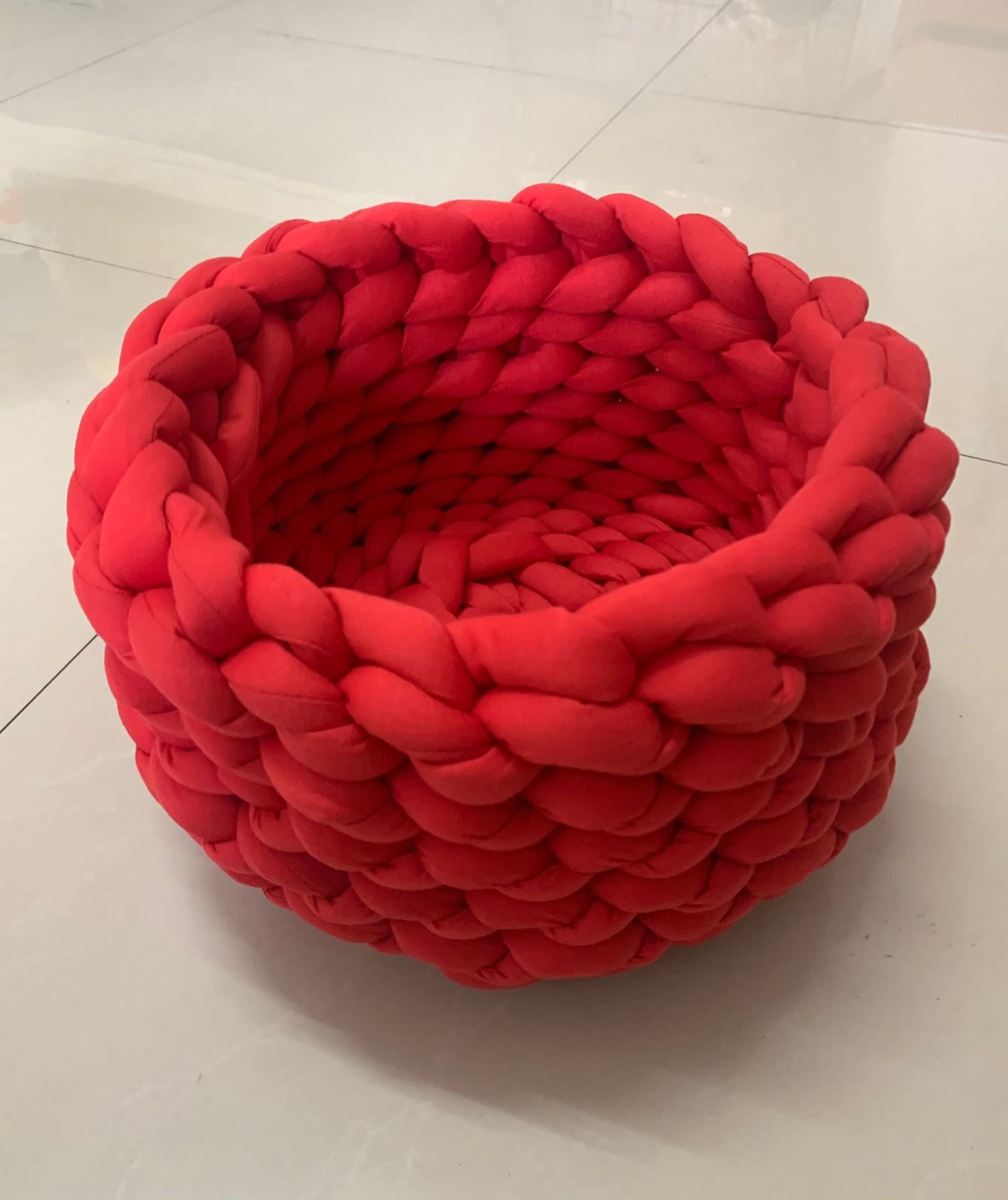 Comfortable Pet Sleeping Basket