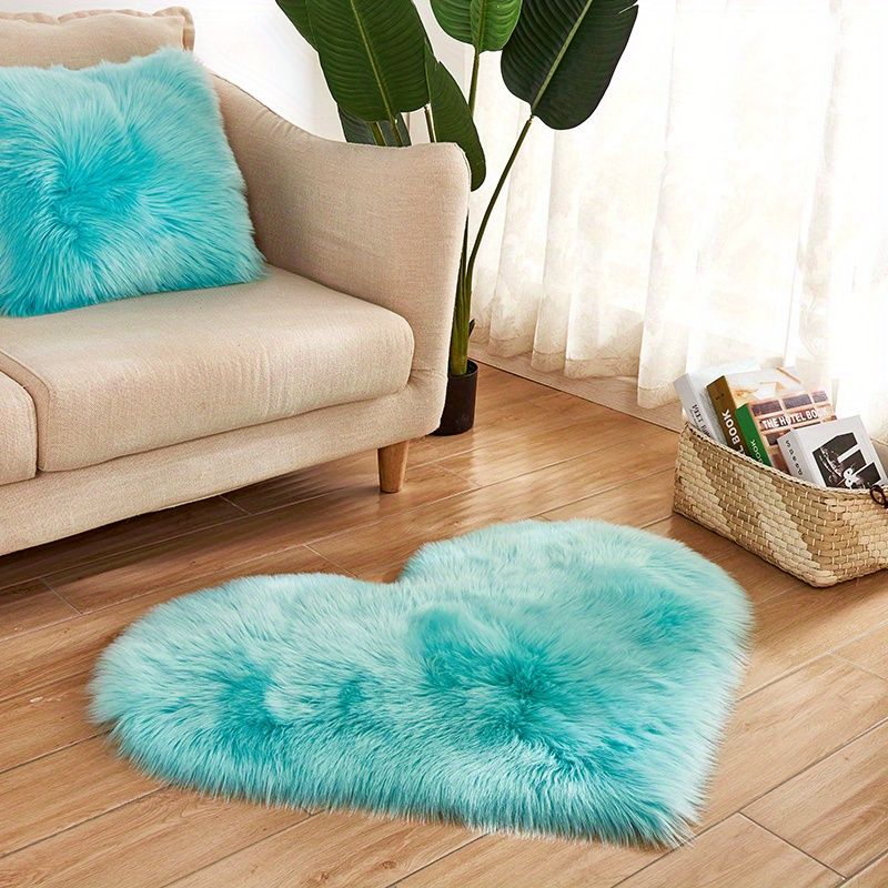 Fluffy Shaggy Heart-Shaped Area Rug